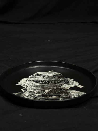 Masked Elder Round Plate by ASKR Wares
