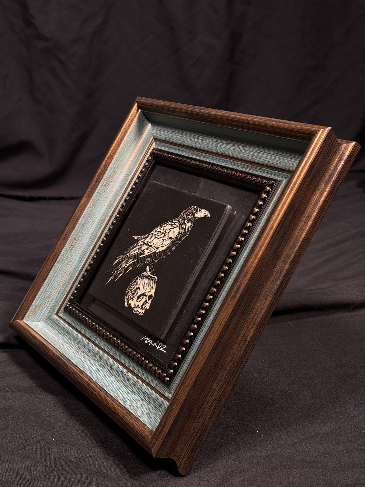 Bird Skull Frame by ASKR Wares