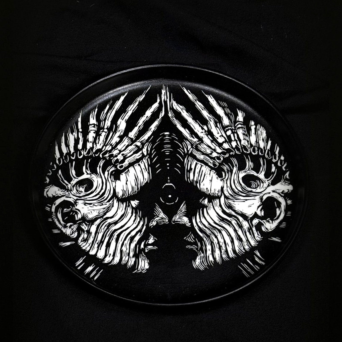 Twin Fish Bones Plate scale-normalized cover image by ASKR Wares